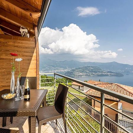 La Dolce Vita - Vista Lago E Piscina Parzanica Eksteriør bilde