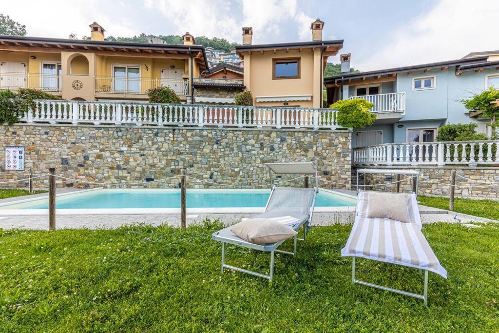 La Dolce Vita - Vista Lago E Piscina Parzanica Eksteriør bilde