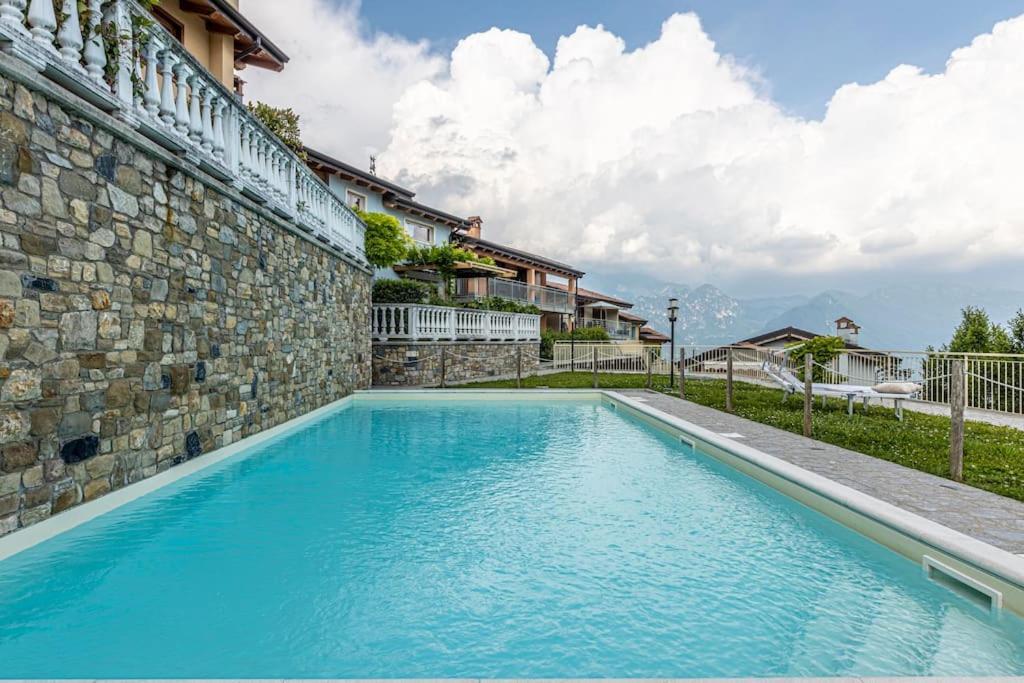 La Dolce Vita - Vista Lago E Piscina Parzanica Eksteriør bilde